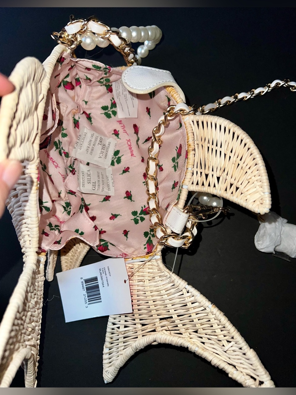 NWT Betsey Johnson Wicker Fish Shoulder Bag with Pearl Handle - Picture 3 of 6
